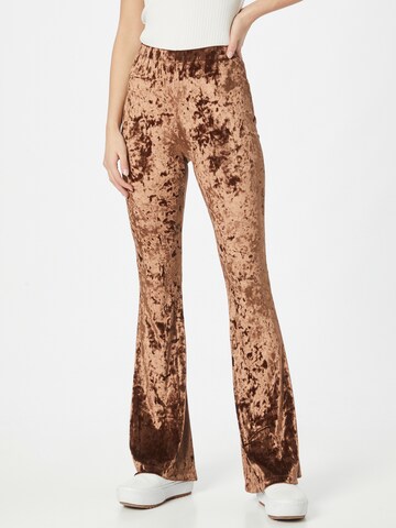 CATWALK JUNKIE Flared Trousers in Brown: front