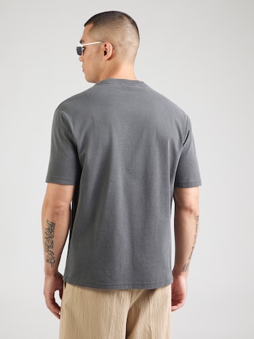 Karl Lagerfeld T-shirt i grå
