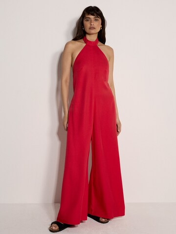 Apricot Jumpsuit ' ' in Rood: voorkant
