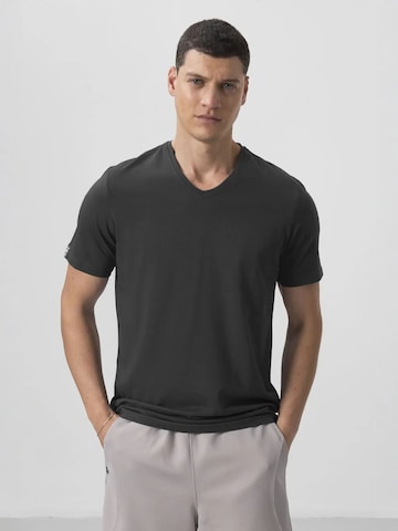 Tommy Life Shirt in Grey