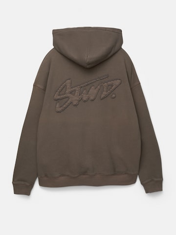 Pull&Bear Sweatshirt 'STWD' i brun
