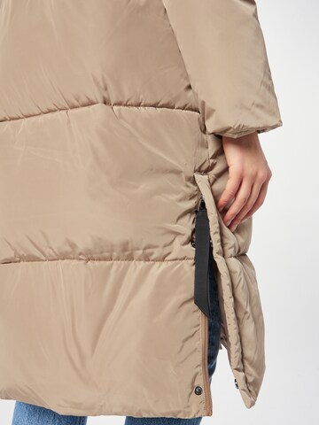 Manteau mi-saison SECOND FEMALE en beige