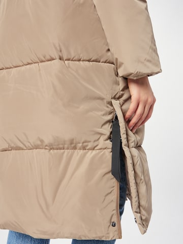 SECOND FEMALE Ανοιξιάτικο και φθινοπωρινό παλτό σε μπεζ