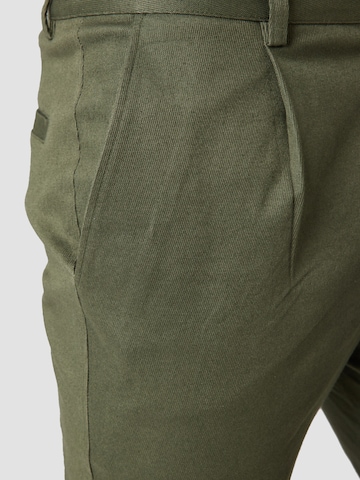 Regular Pantalon à pince 'Logan' ABOUT YOU en vert