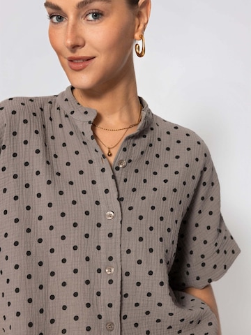 SASSYCLASSY Bluse‌‌‌ in Grau