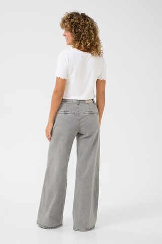 Cream Wide Leg Jeans 'Visti' i grå