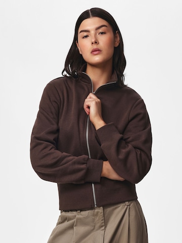 PIECES Sweatshirt i brun: forside