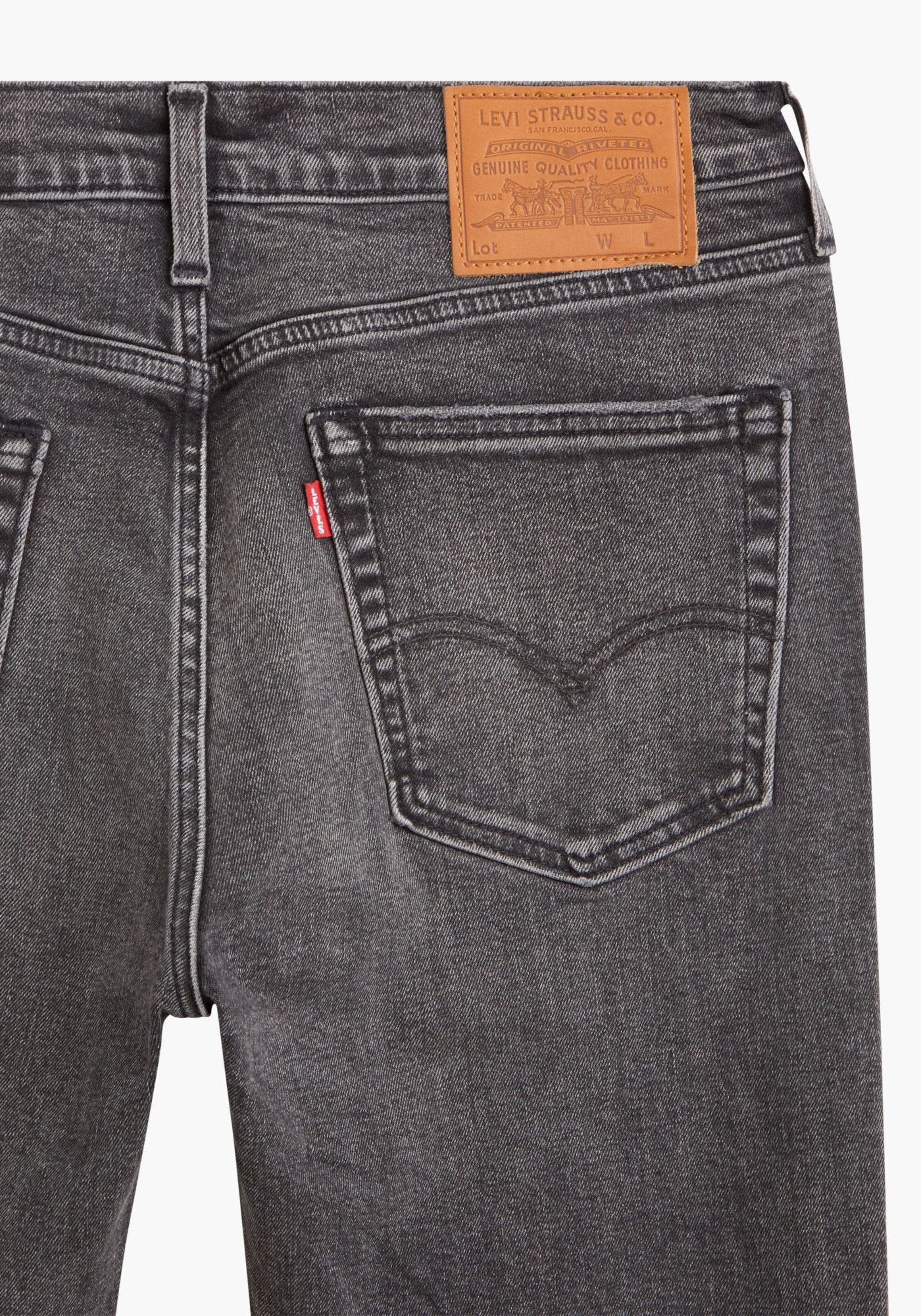 LEVI'S ® Regular Jeans in Black
