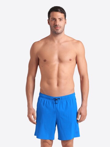 ARENA Badeshorts 'EVO BEACH BOXER SOLID' i blå: forside