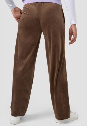regular Pantaloni di Karl Kani in marrone