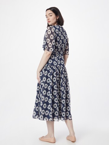 Rochie de la Ted Baker pe albastru