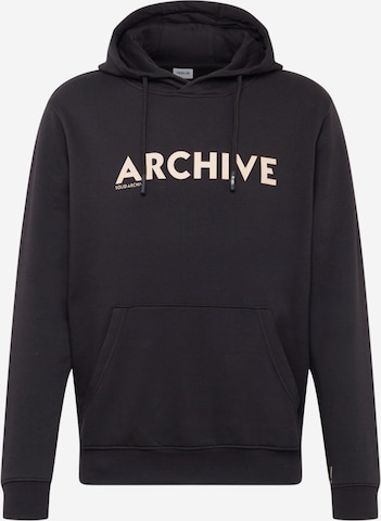 !Solid Sweatshirt in Black: front