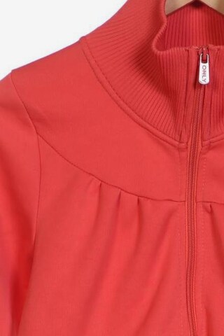 ONLY Sweatshirt & Zip-Up Hoodie in L in Red