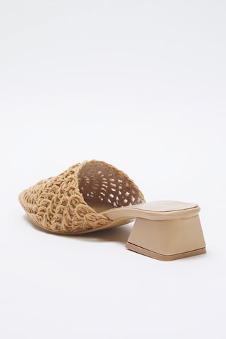 Mule Trendyol en beige