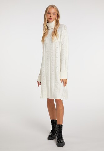 MYMO Knitted dress in White