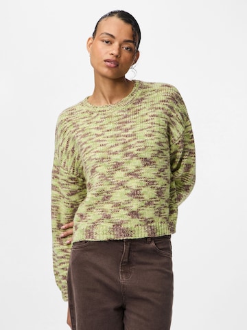 PIECES Sweater 'PCFilla' in Green: front