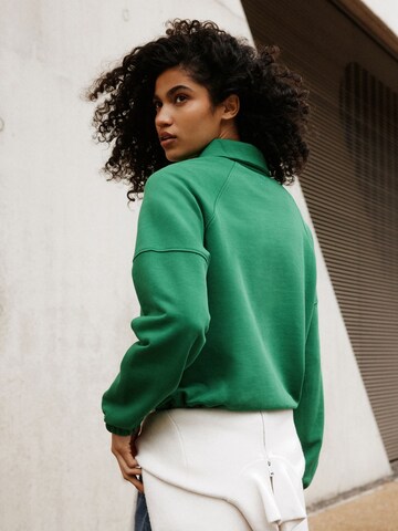 Next - Sudadera en verde