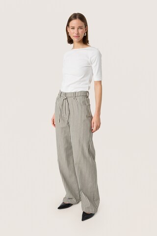 SOAKED IN LUXURY Loosefit Jeans 'Libby' i blandingsfarvet