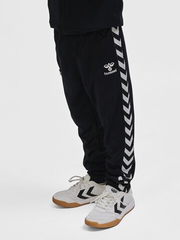 Regular Pantalon 'NEWI' Hummel en noir