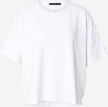 balts OUI T-Krekls: no priekšpuses