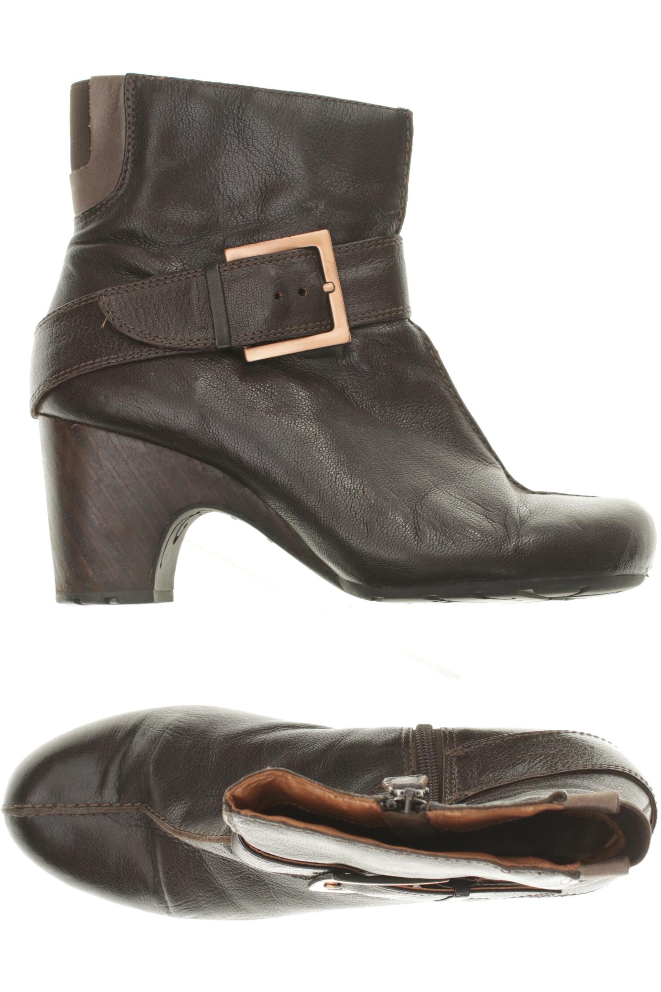 CLARKS Dress Boots in 39,5 in Brown: front