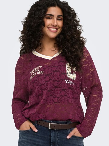 ONLY Carmakoma - Camiseta 'CARKia' en rojo