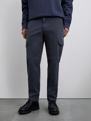 regular Pantaloni di Scalpers in blu