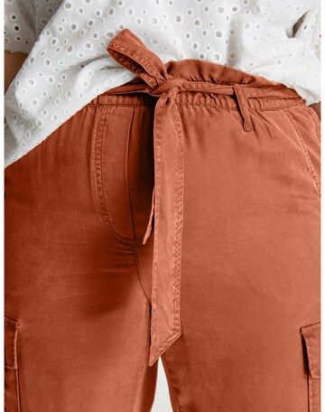 Loosefit Pantalon cargo 'Mia' SAMOON en marron