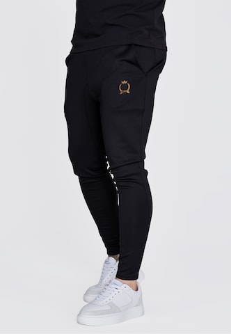 Tapered Pantaloni 'Essentials' di SikSilk in nero