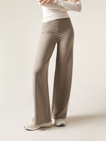 CALZEDONIA Wide Leg Leggings in Braun