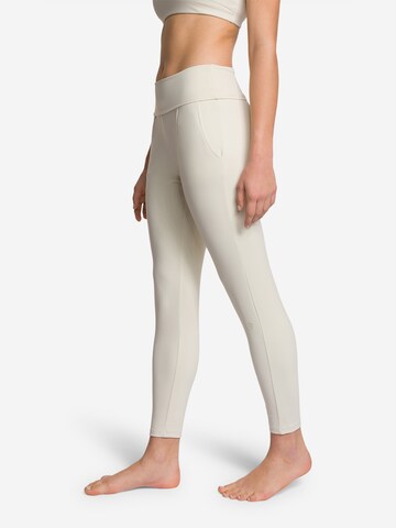 OCEANSAPART Skinny Sporthose 'Ginger' in Beige: Vorderseite