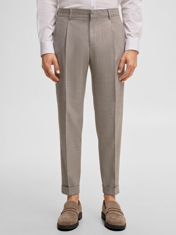 STRELLSON Slim fit Pleat-front trousers ' Luis ' in Beige: front
