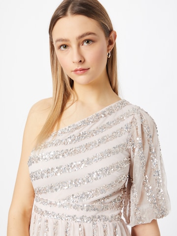 Rochie de cocktail de la Maya Deluxe pe bej