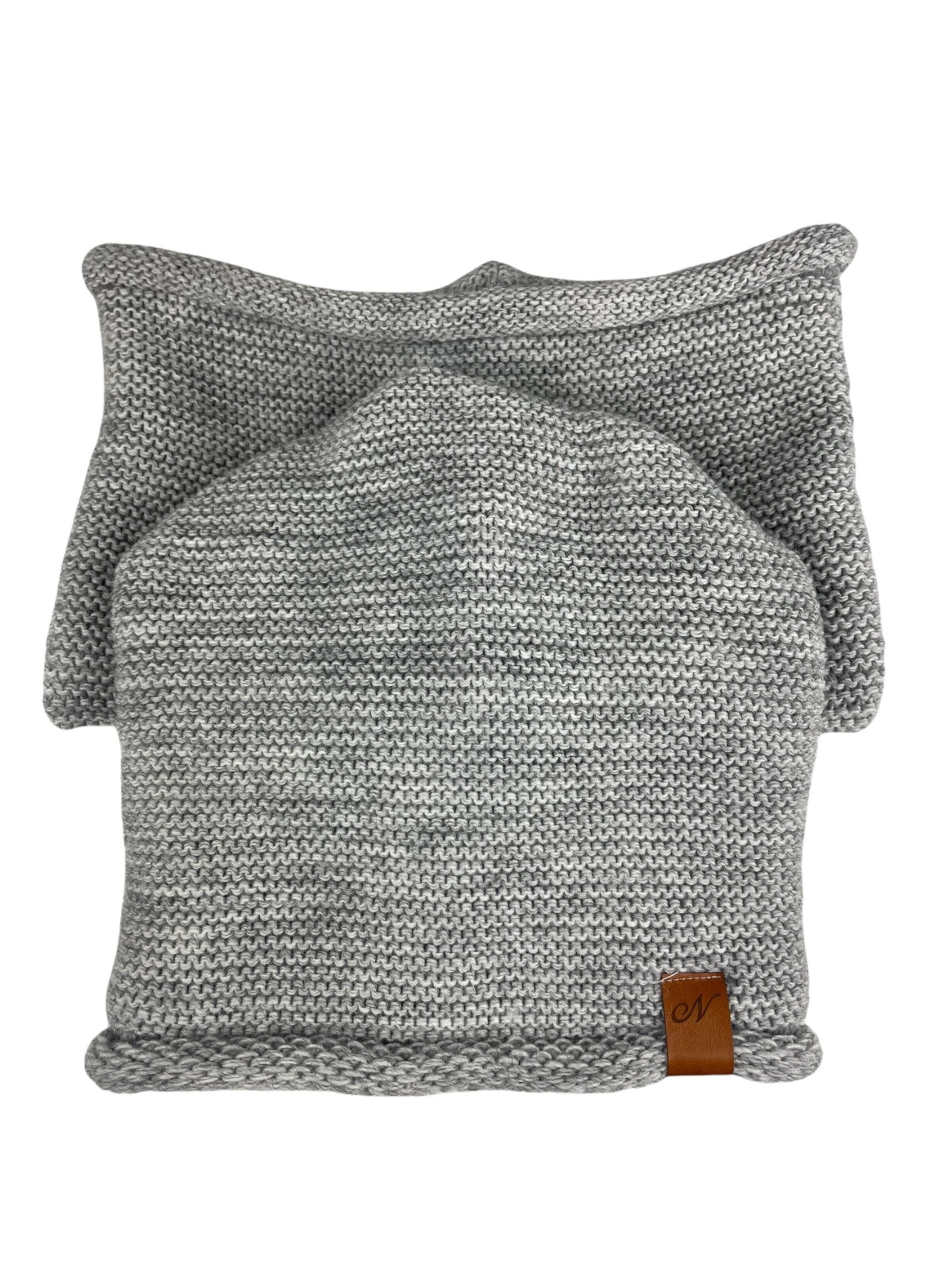 Kumixi Beanie 'Set' in Grey: front