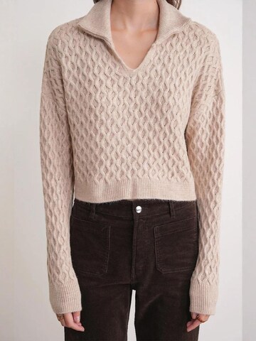 Pullover di MixRay in beige