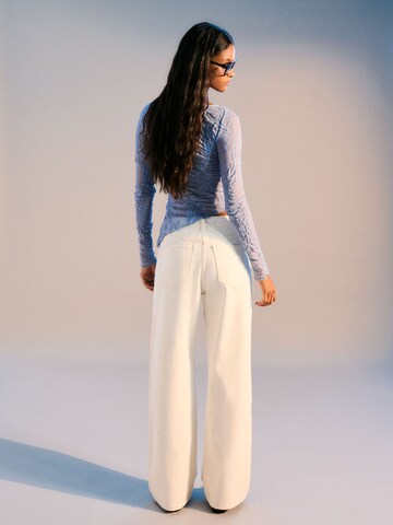 Wide leg Jeans di Bershka in beige