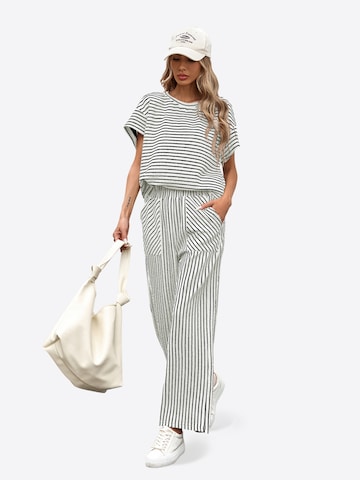 Imily Bela Nohavicový kostým - Biela