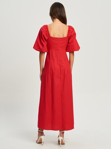 Tussah Sukienka 'AMINA' w kolorze czerwony: tył