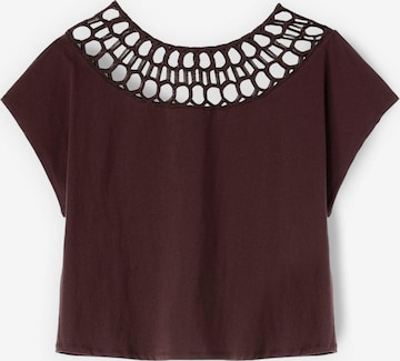 T-shirt MOTIVI en marron : devant