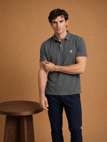 KING Essentials Shirt 'The Rene'‌‌ in Grau