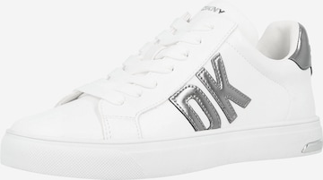 DKNY Matalavartiset tennarit 'ABENI' värissä valkoinen: etupuoli