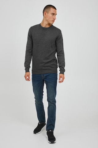 !Solid Sweater 'Alagro' in Grey