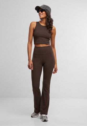 Urban Classics - Flared Leggings em castanho
