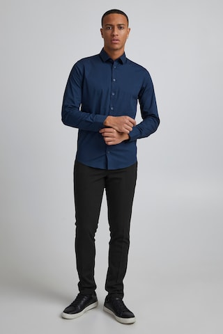 Casual Friday - Slimfit Calças chino 'Pihl' em preto