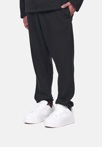 Dropsize Tapered Pants in Black