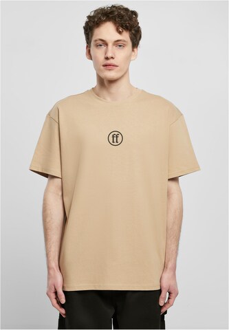 T-Shirt Forgotten Faces en beige : devant