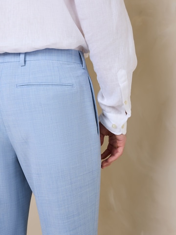 Next Slimfit Hose 'N. Premium' in Blau