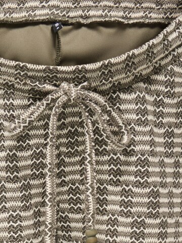 Only Maternity Regular Trousers 'OLMTove' in Green