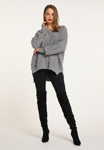 faina Oversized Sweater in Grey