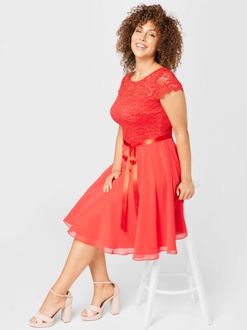 SWING Curve Cocktail Dress in Red